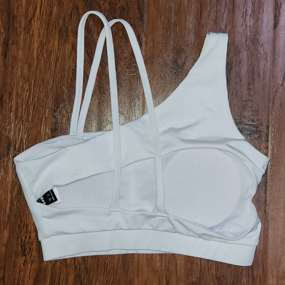 White asymmetrical workout padded bra - Picture 2 of 6